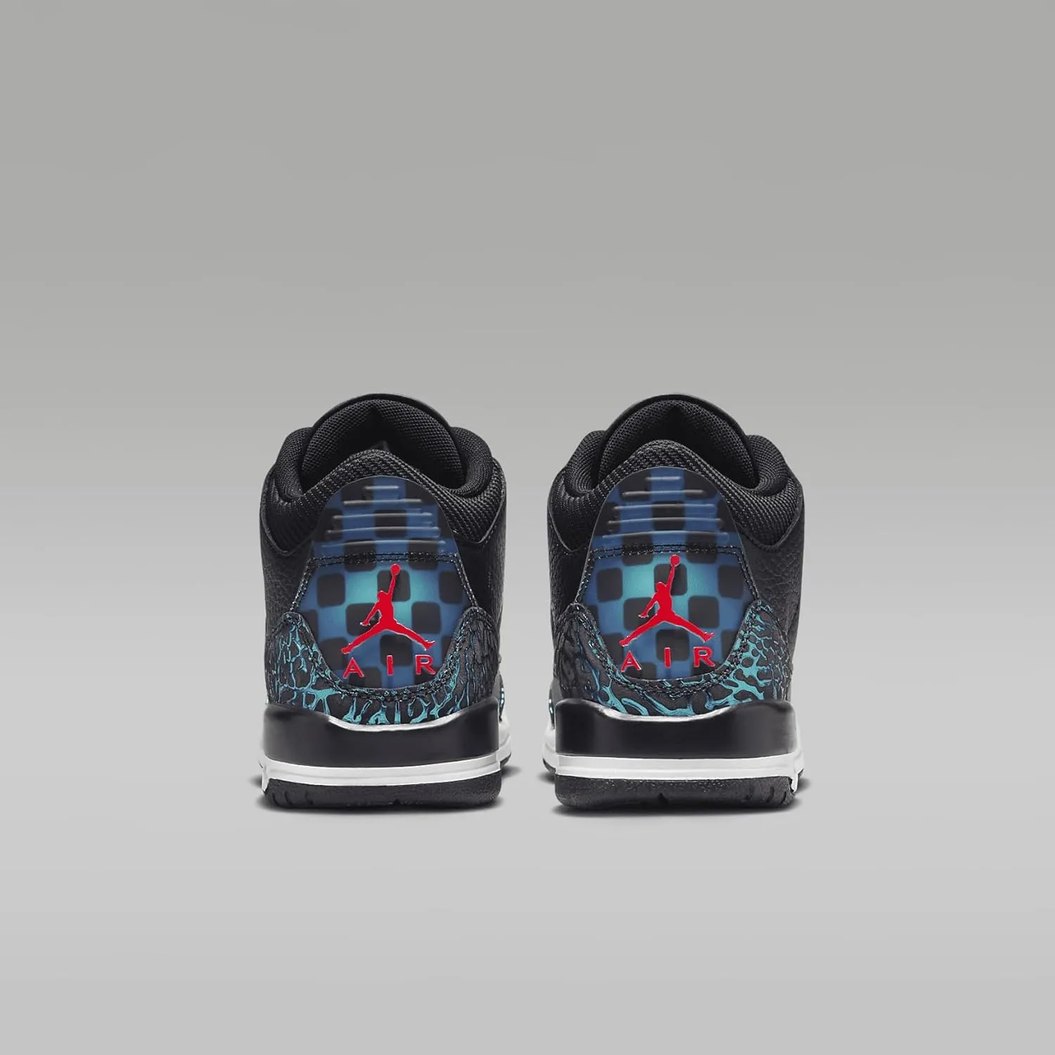 Air Jordan 3 Retro Big Kids' Shoes (FV5437-001, Black/Hyper Jade/White/Siren Red)