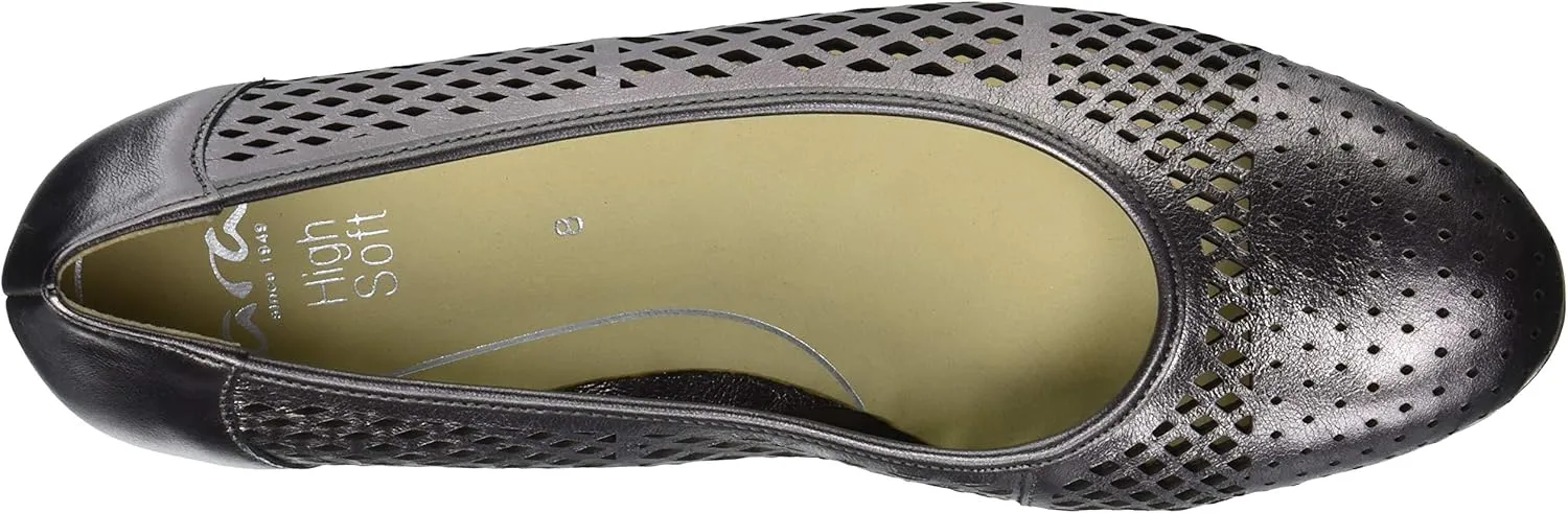 ARA Women's Perforated Pumps