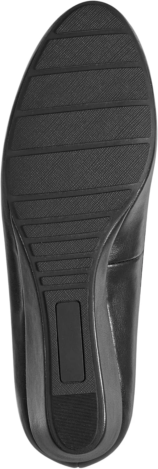 Bandolino Women's Tad Pump