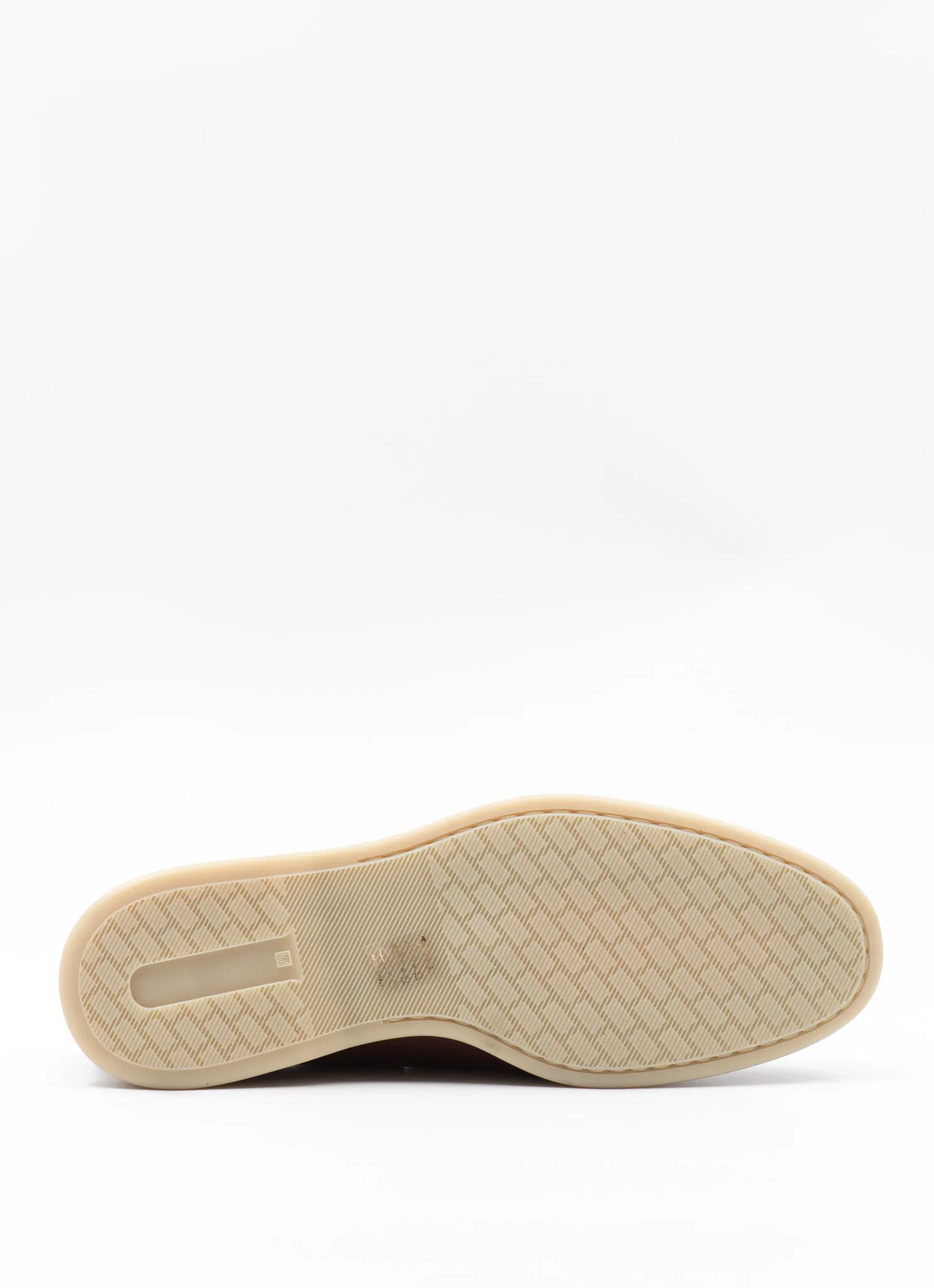 Boat shoes in taupe suede leather