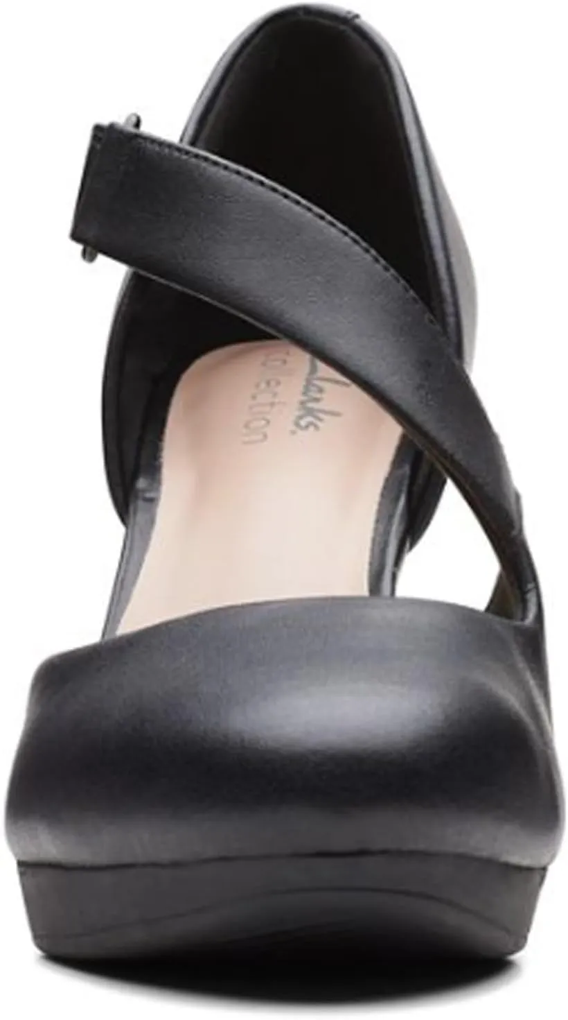 Clarks Women's Ambyr Glow Pump