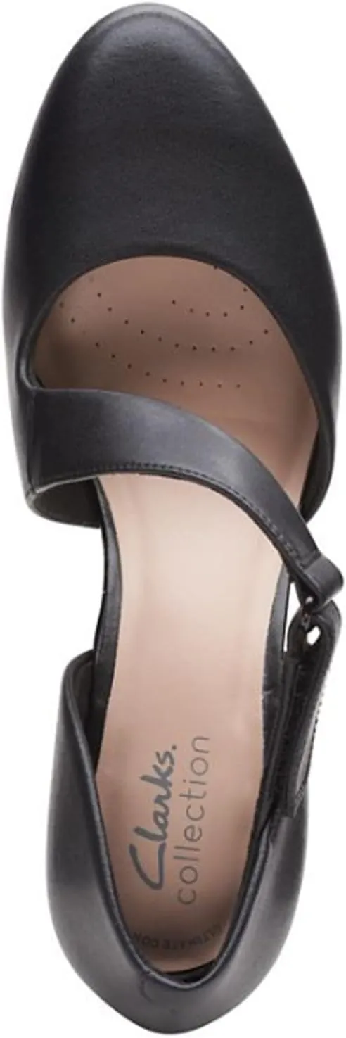 Clarks Women's Ambyr Glow Pump