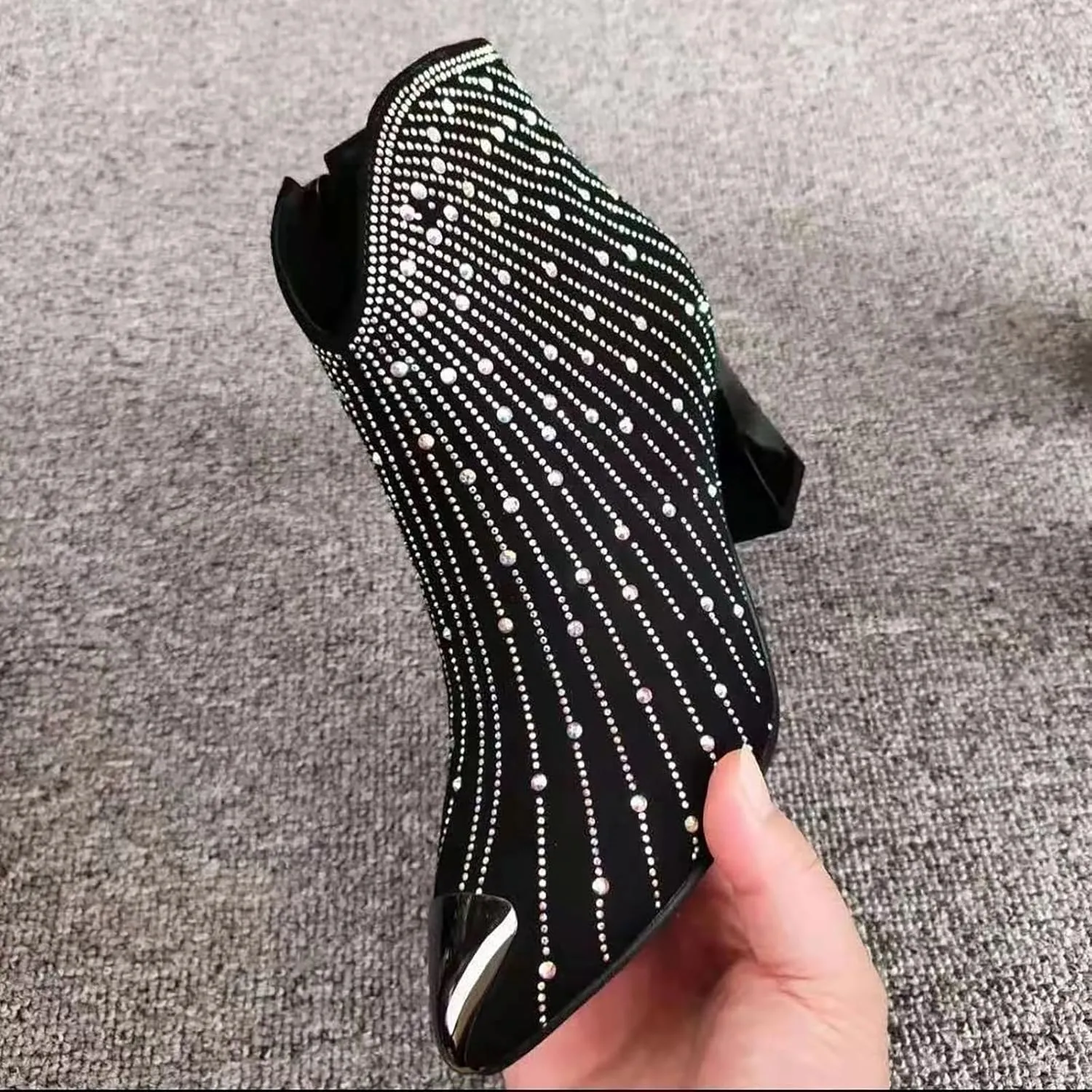 Helenbra Women's Rhinestone Pointed Toe Chunky Heel Booties,Fashion Glitter Sparkly Side Zipper Ankle Boots Anti-collision toe Party Dating Wedding Cowgirl Short Boots