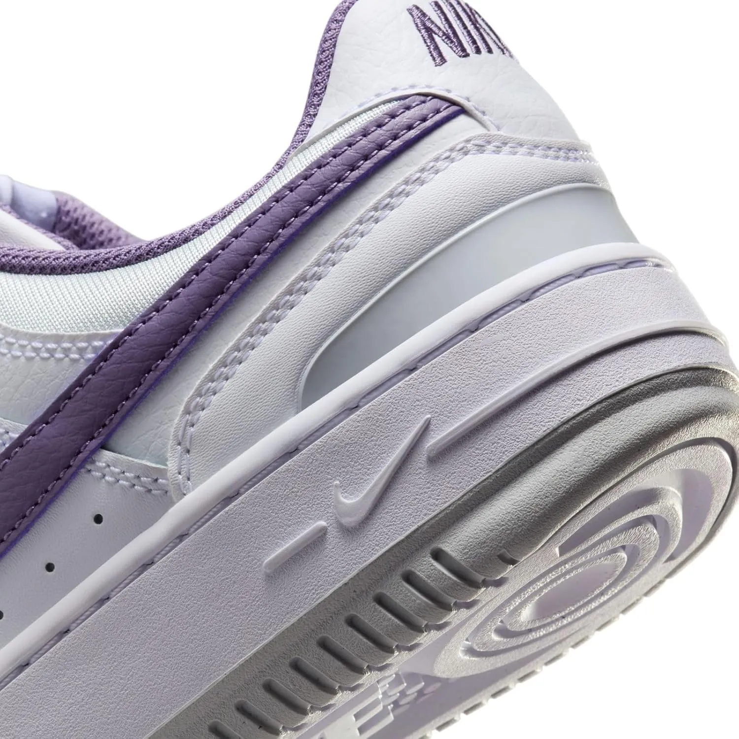 Nike Women's Sports Shoe