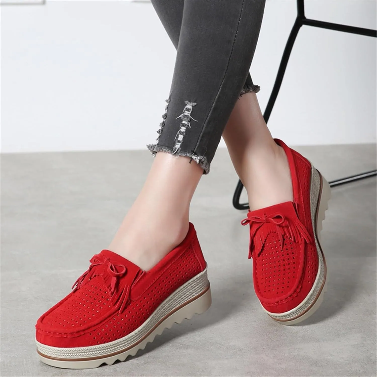 Running Shoes for Women Lightweight Woman Shoes Casual White Sneakers Walking Shoes Ultra Lightweight Breathable Tennis Shoe Cross Trainer Shoe