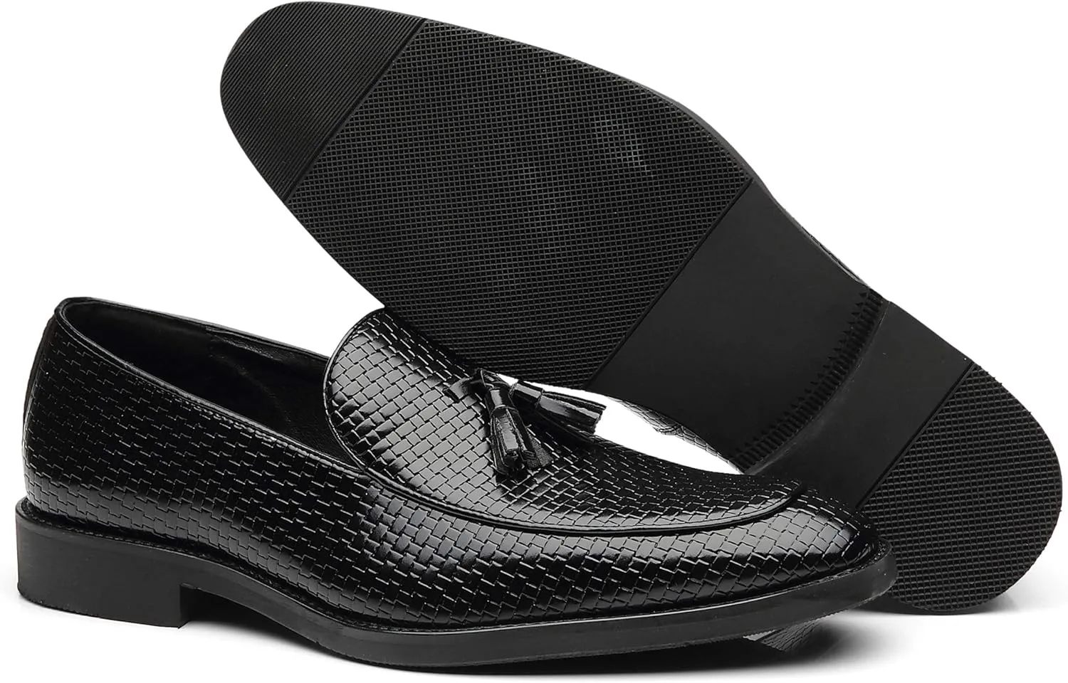 Santimon Men's Smoking Slipper Tassel Loafers Comfortable PU Leather Driving Boat Moccasins Casual Shoes