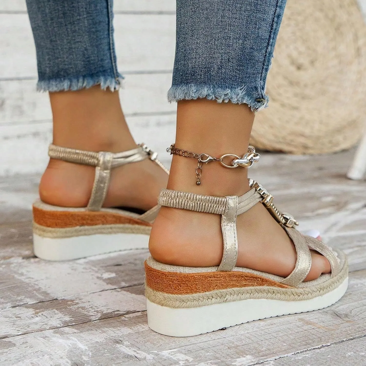 Summer Beach Sandals for Women 2025,Crystal Rhinestone Pearl Flat Sandals for Women Dressy Bling Sparkly Thong Sandals Comfortable T Strap Slip-On Shoes Casual Walking Sandals Strappy Sandals ﻿