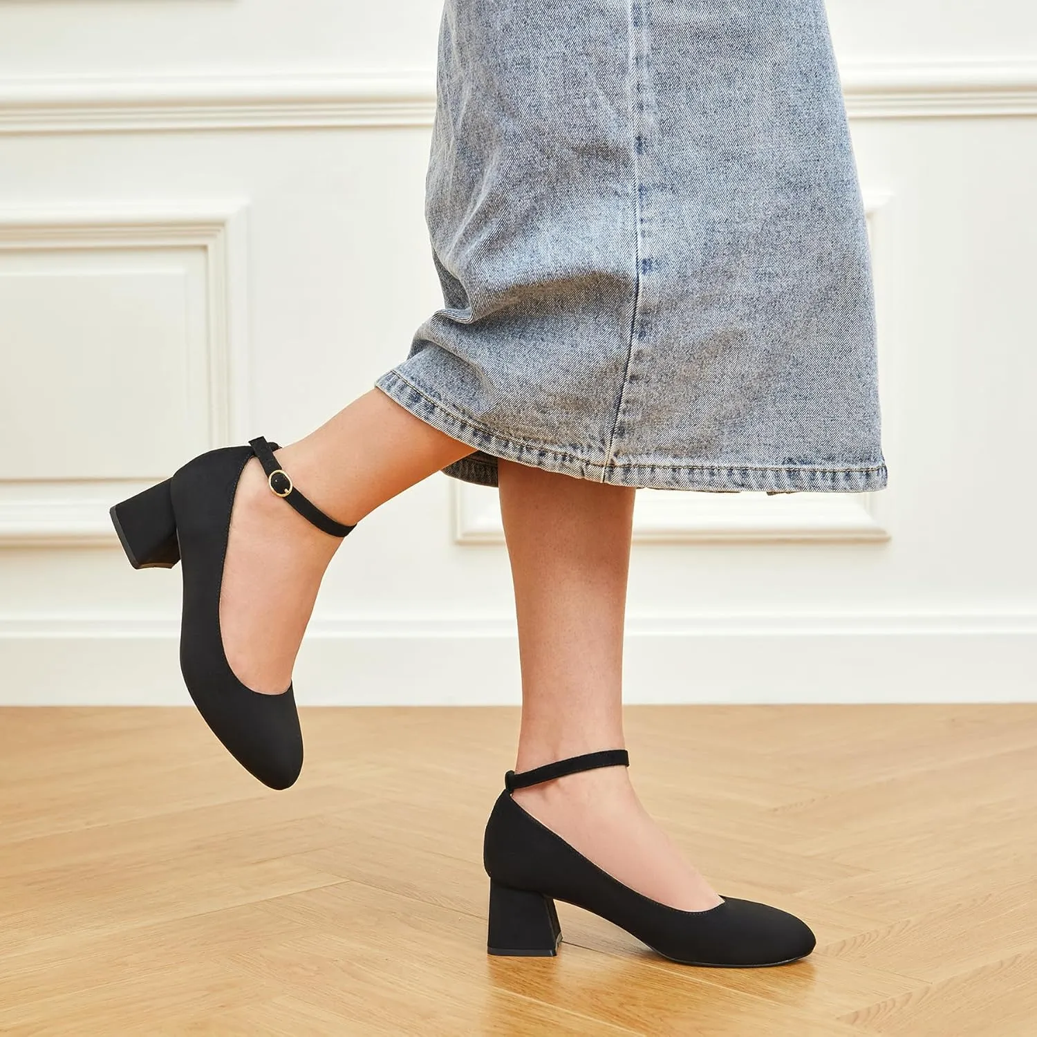 Trary Women's Chunky Low Heels Closed Round Toe Block Heels Mary Jane Shoes Adjustable Ankle Strap Pumps Comfortable Loafers Casual Dress Wedding Work Heels for Women