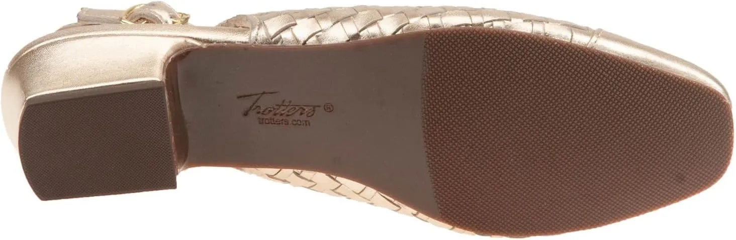 Trotters Women's DEA Woven Pump
