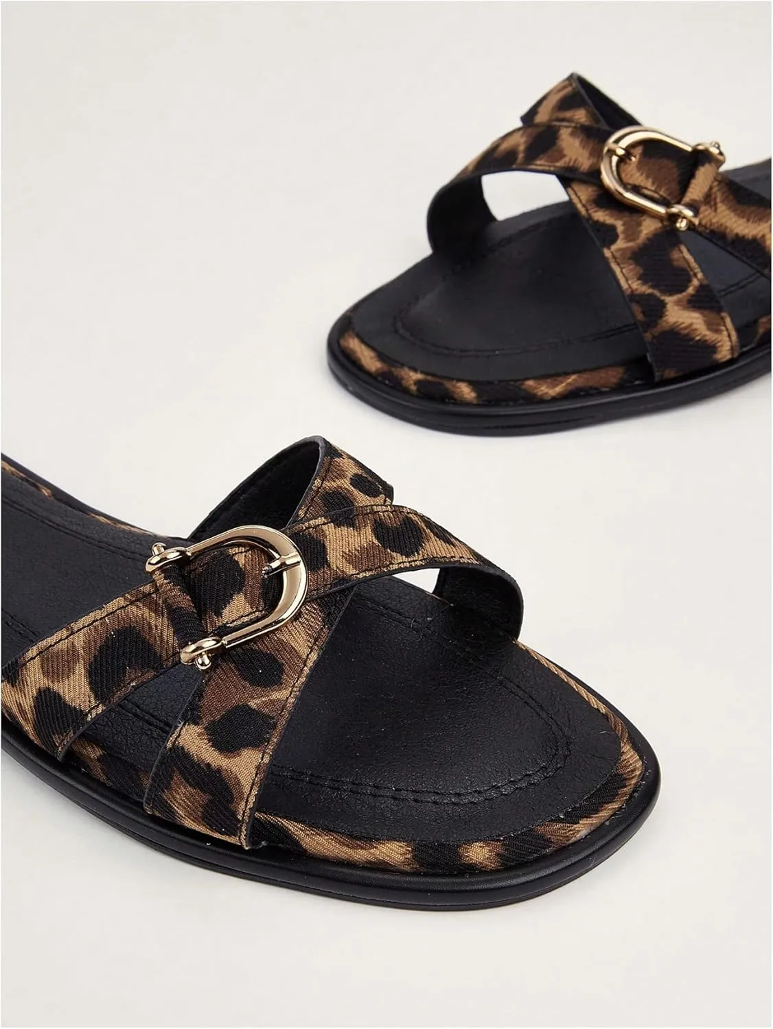 Verdusa Women's Leopard Criss Cross Dressy Sandals Buckle Open Toe Leather Slip on Slippers