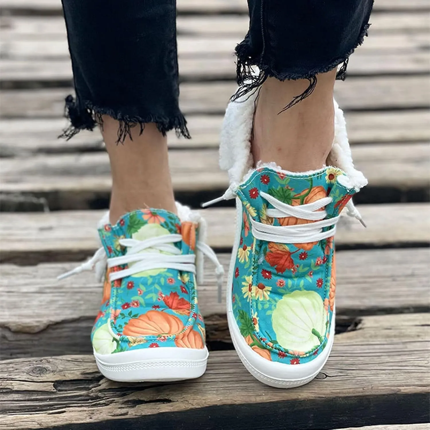 Walking Shoes Women Christmas Fleece Flat Bottom Warm Woolen Slip On Sneakers Women Sports Running Shoes Causal Travel womens loafers