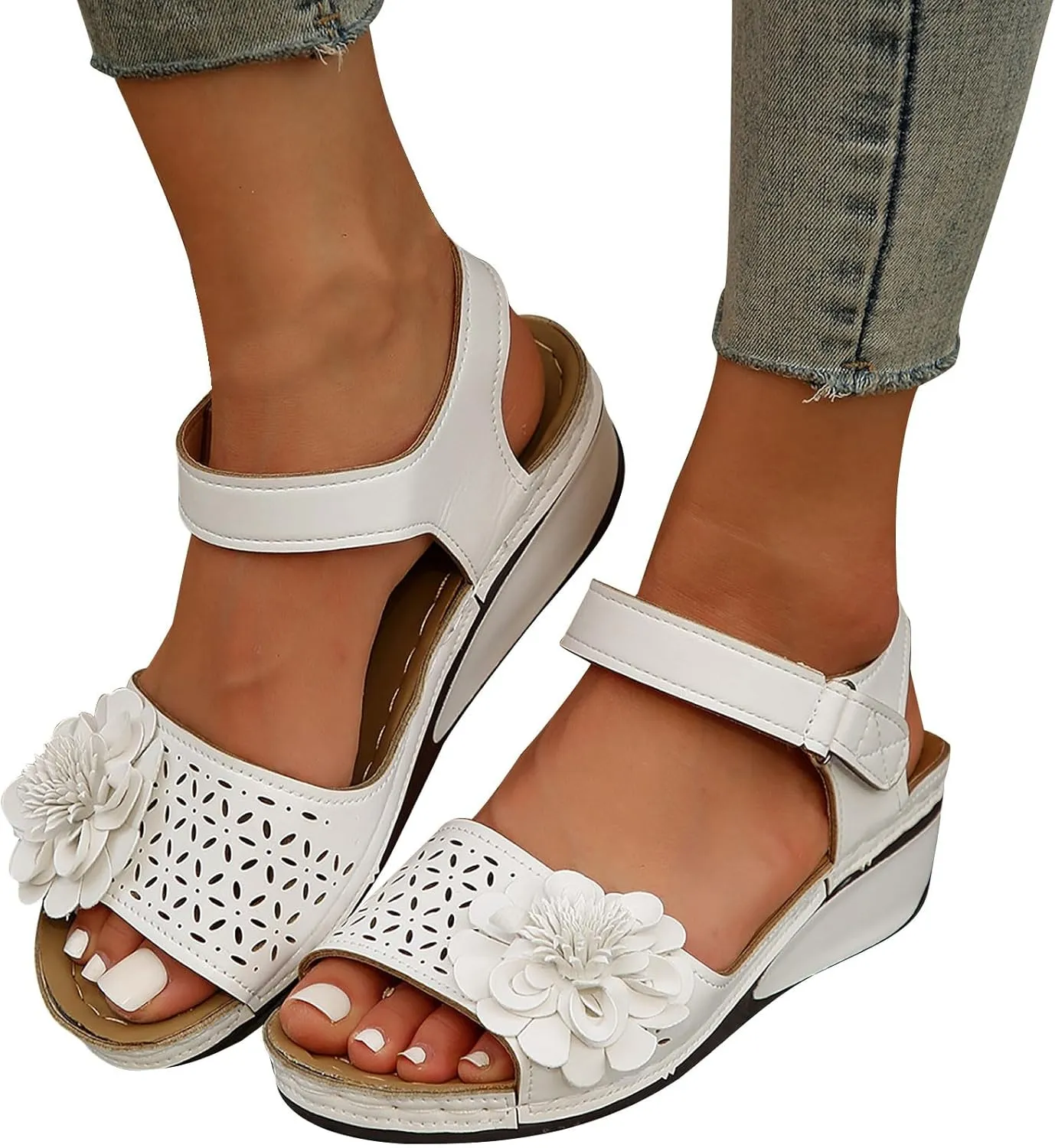 Women Flat Sandals 2024 Fashion Flatform Ankle Buckle Criss Cross Band Straps Sandals Shoes