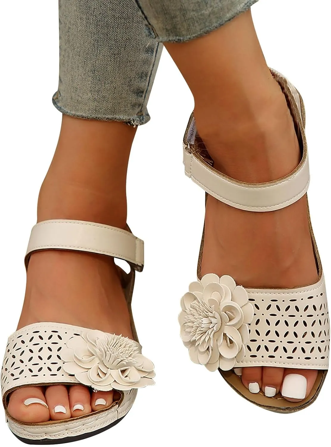 Women Flat Sandals 2024 Fashion Flatform Ankle Buckle Criss Cross Band Straps Sandals Shoes
