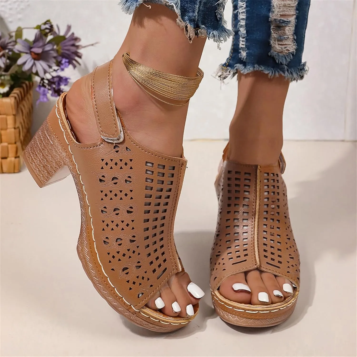 Women Peep Toe Chunky Heeled Sandals Block Heel Cutout Roman Sandals Buckle Ankle Strap Summer Casual Outdoor Dress Shoes