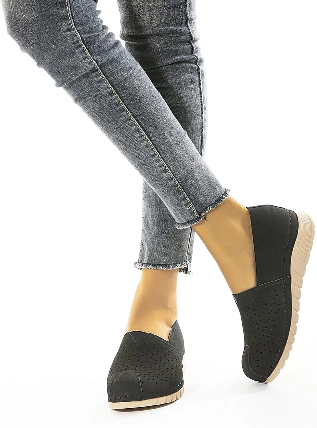 Women's Casual Leather Slip on Loafers Fashion Comfortable Round Toe Walking Shoes Sandals Breathable Non-Slip Garden Shoes Moccasins Leisure Sneakers Boat Shoes,Black,US8/EU39