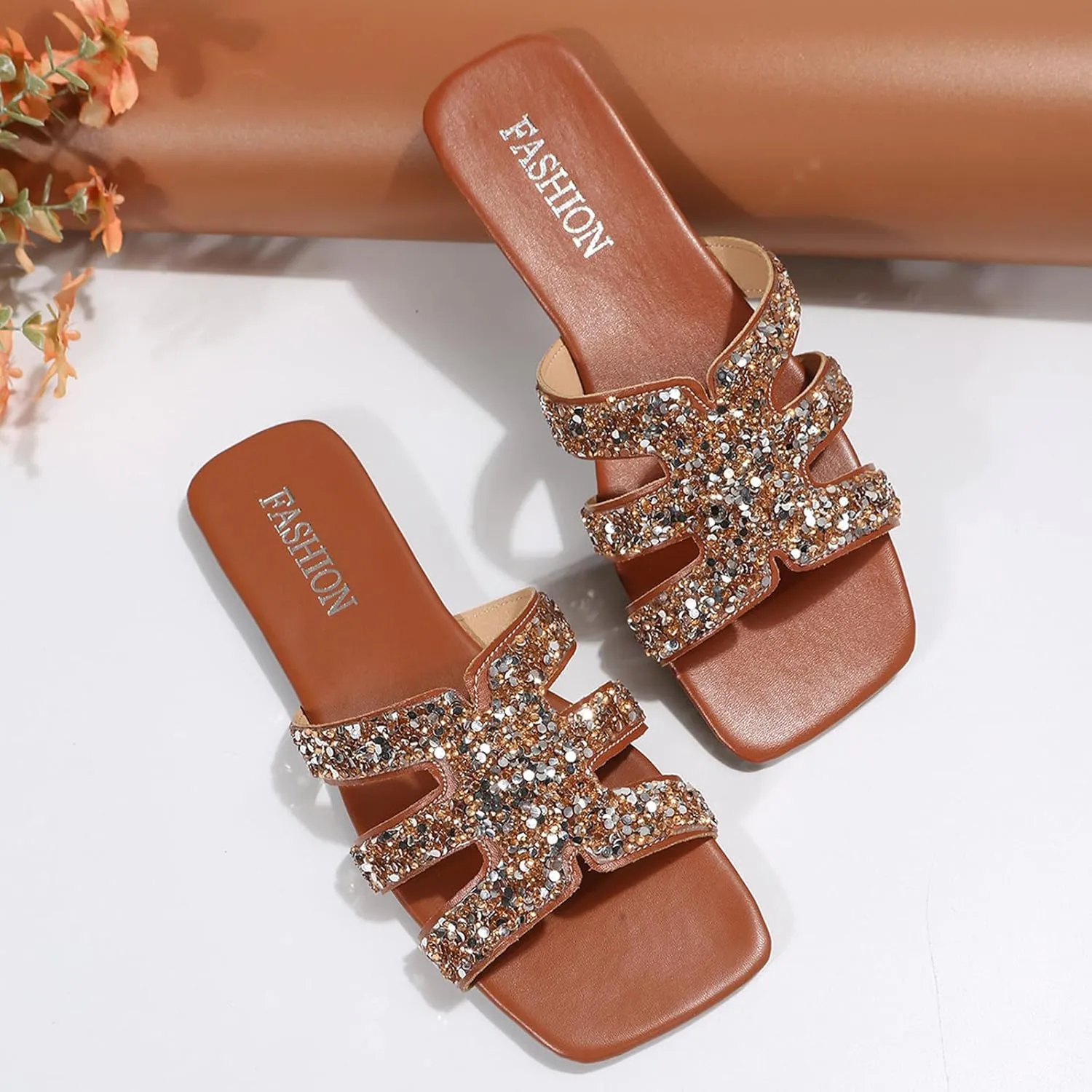 Women's Rhinestone Square Toe Flat Slides Fashion Glitter Open Toe Slip-On Dress Slide Sandals Summer Casual Soft Beach Walking Slides Sandals