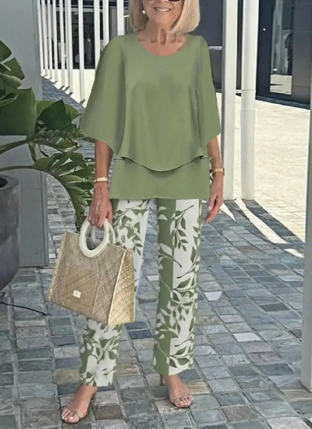 Womens Summer Green 3/4 Sleeve V Neck Printed Casual Trousers Two Piece Commuting Daily Suit